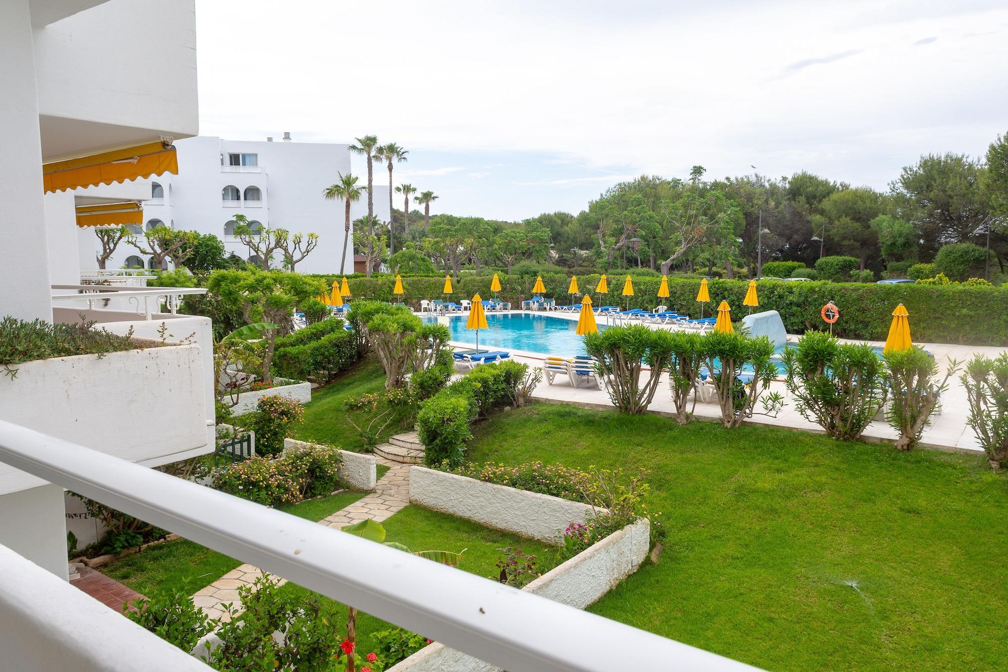 Hamilton Court Aparthotel Santo Tomás Екстериор снимка