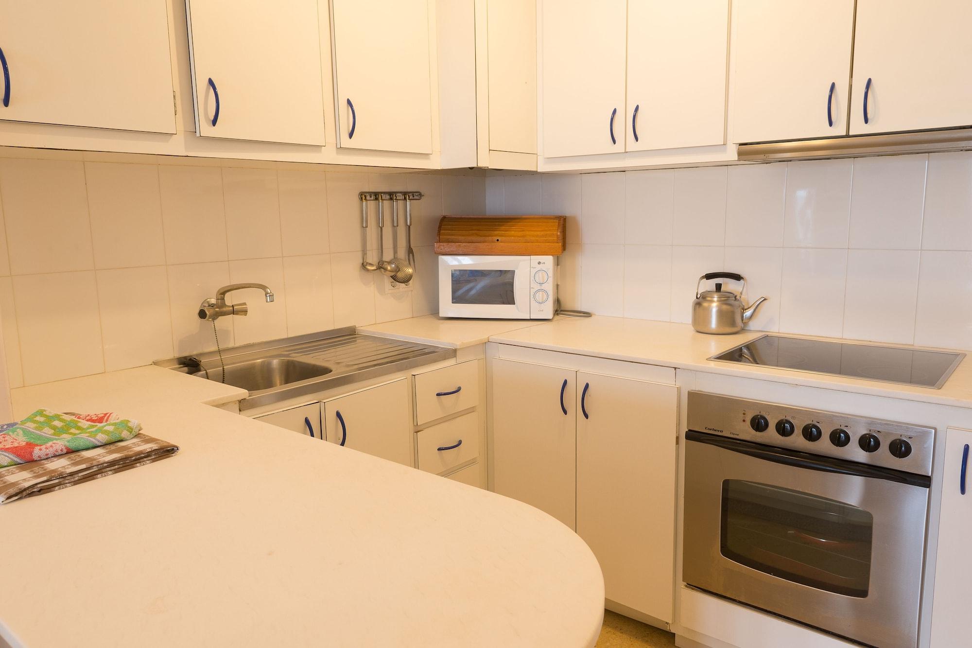Hamilton Court Aparthotel Santo Tomás Екстериор снимка