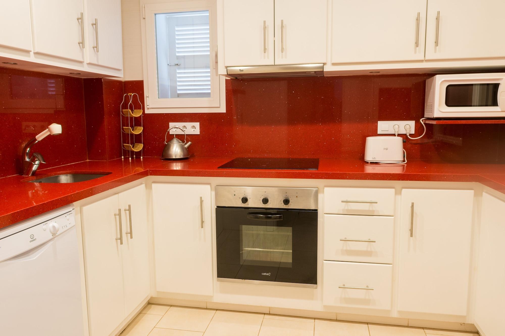 Hamilton Court Aparthotel Santo Tomás Екстериор снимка