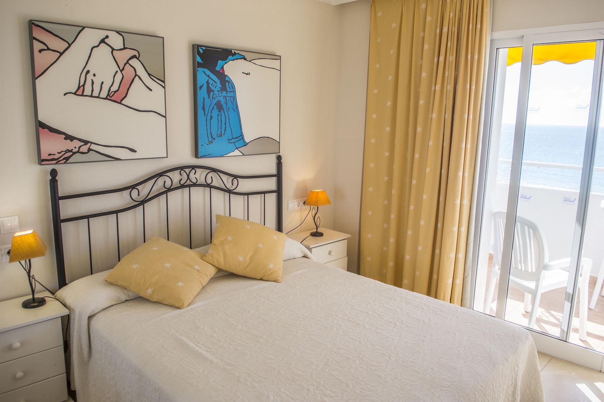 Hamilton Court Aparthotel Santo Tomás Екстериор снимка