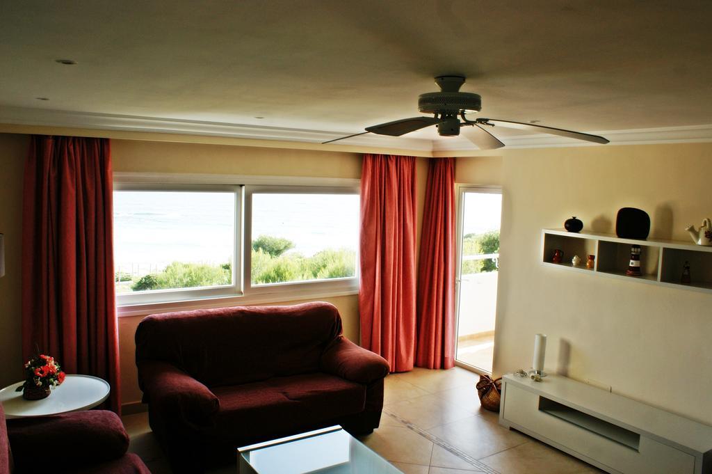 Hamilton Court Aparthotel Santo Tomás Екстериор снимка