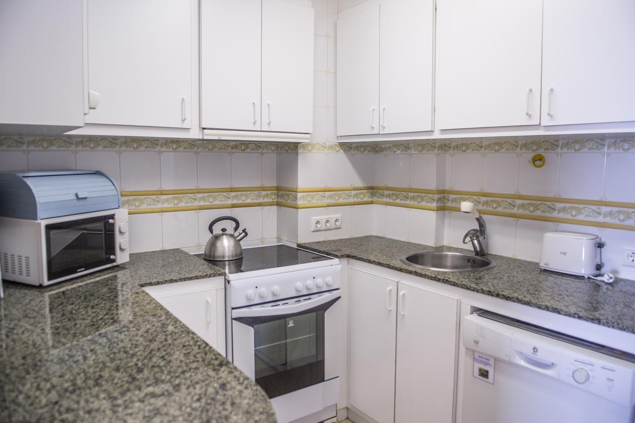 Hamilton Court Aparthotel Santo Tomás Екстериор снимка