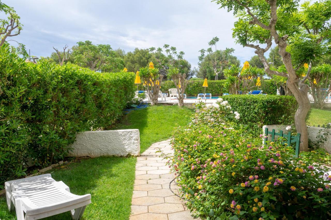 Hamilton Court Aparthotel Santo Tomás Екстериор снимка